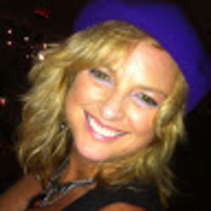 Meet your Posher, Elle woody